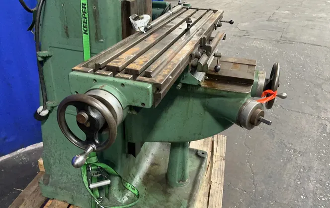 10" X 42" U.S. Motors Machine Tool #V, Vertical Knee Mill, 1 HP, 1165 RPM, 3/60/220/440 - Image 10