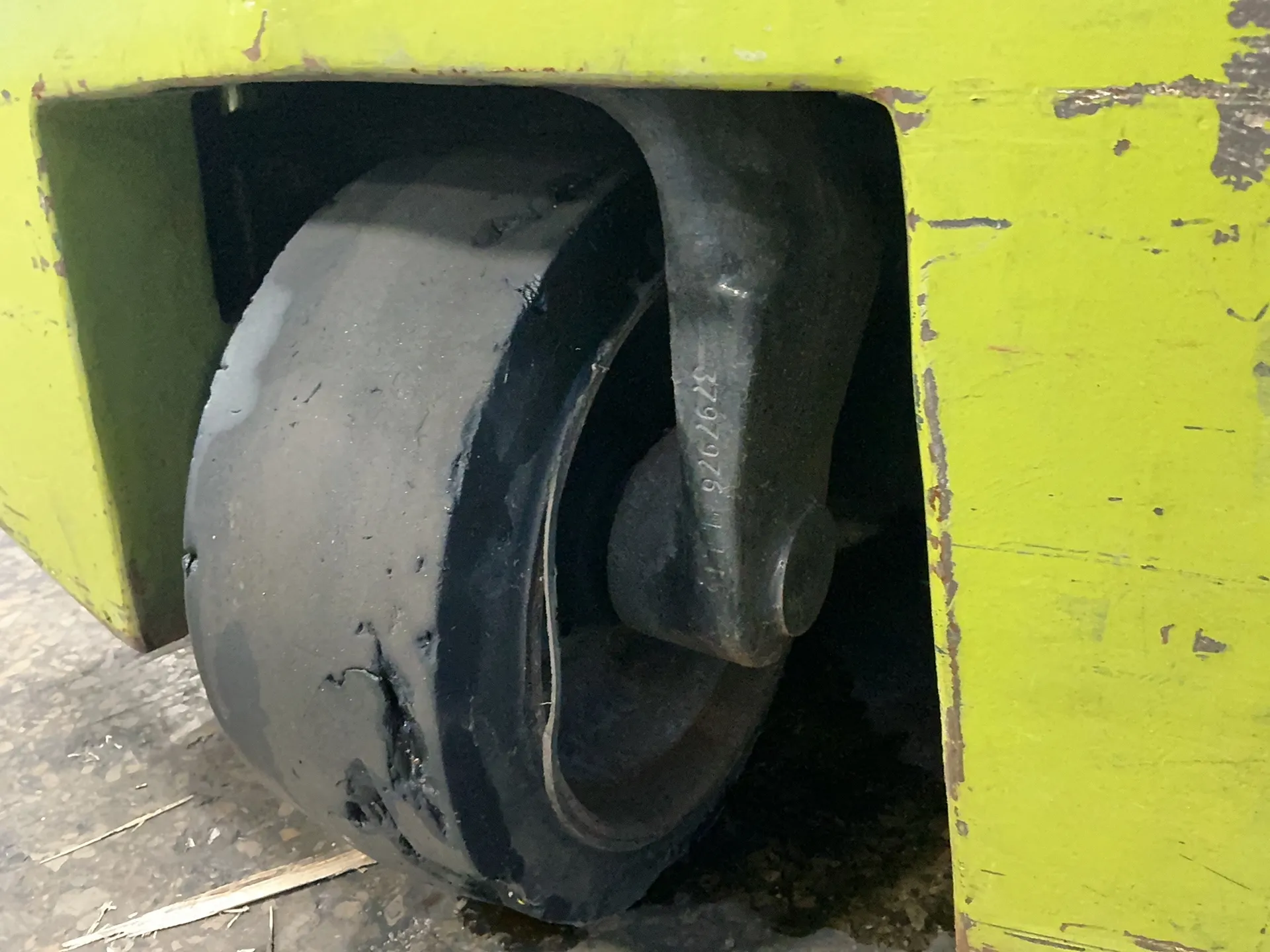 2,350 LB. Clark Equipment #TM12, Electric Forklift, 36 V, AS IS - Image 3
