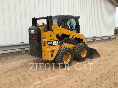 Cat 242D, Skid Steer Loader, 1123 hours, S/N: DZT03777, 2017 - Image 3