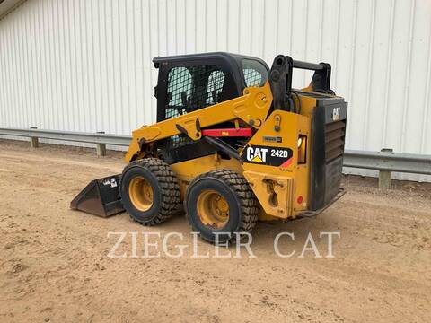 Cat 242D, Skid Steer Loader, 1123 hours, S/N: DZT03777, 2017 - Image 4