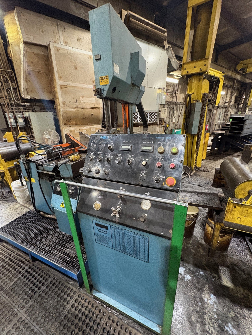 20" x 25" DoAll #TF2025M, Vertical Saw - Image 2