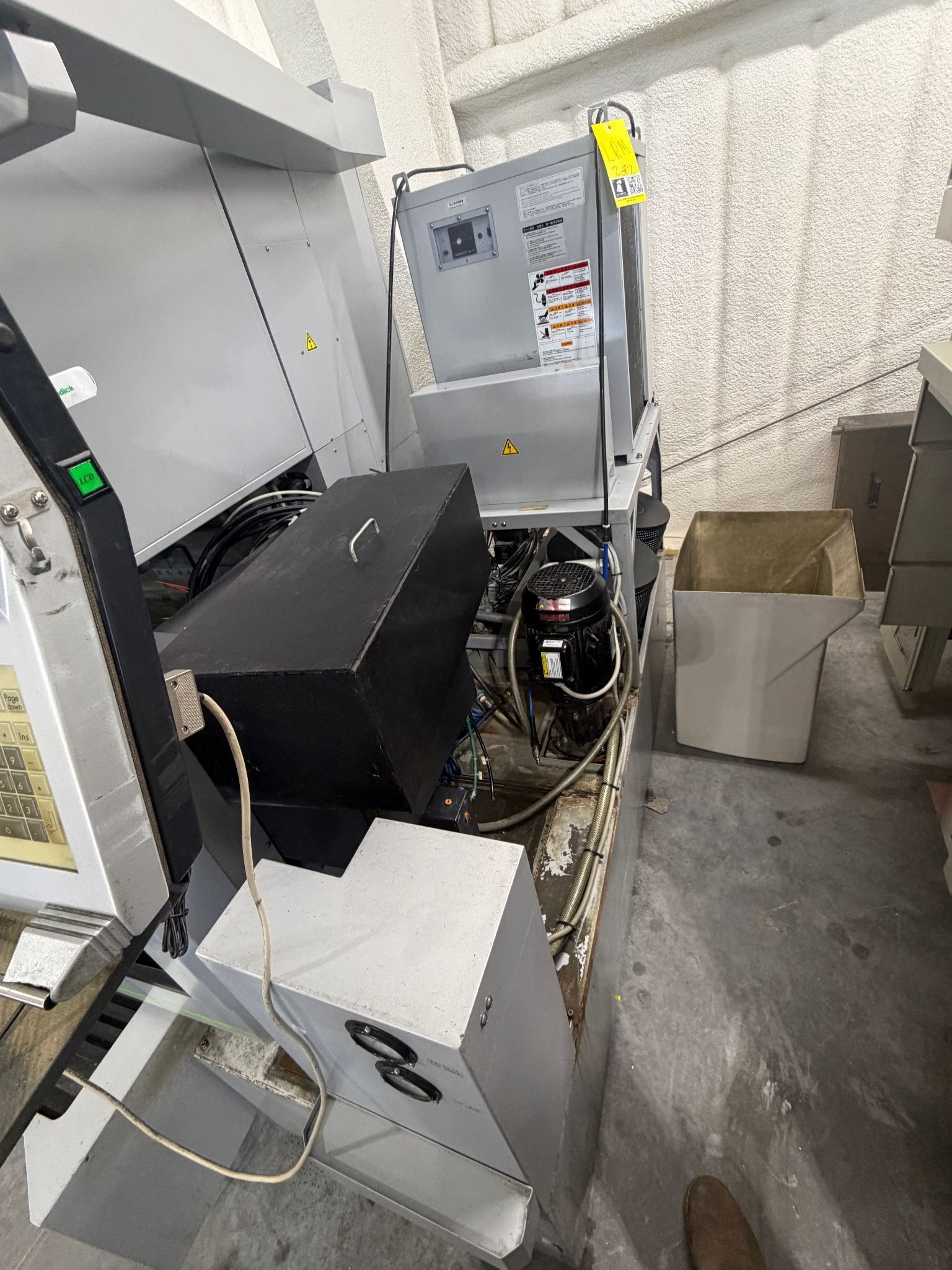 Sodick #VZ300L LN2W wire Electrical Discharge Machine, 85" L x 28" W x 71" H tank, 2015 - Image 6