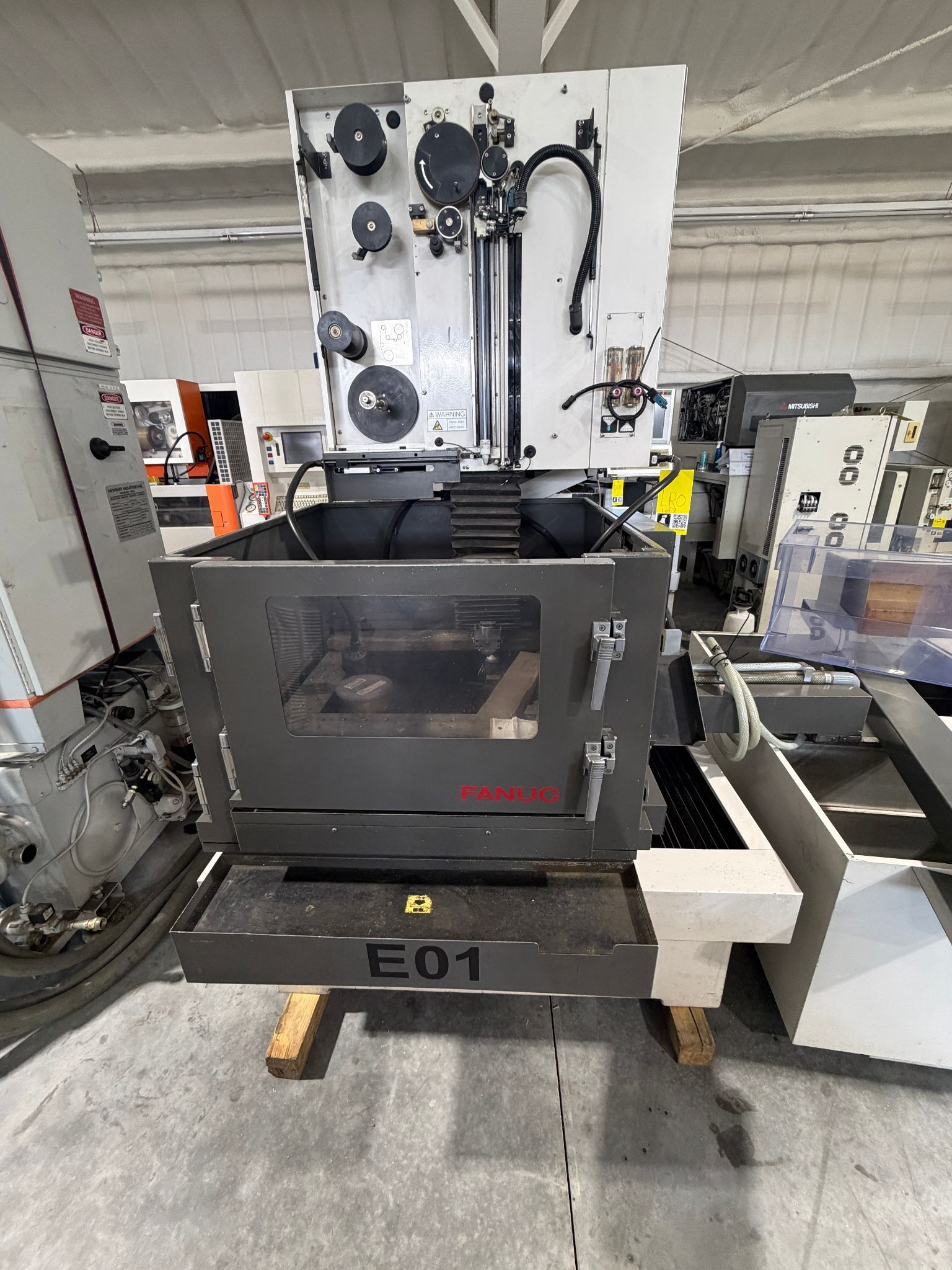 Fanuc #Robocut-Alpha-1iA, wire Electrical Discharge Machine, 2000 - Image 1