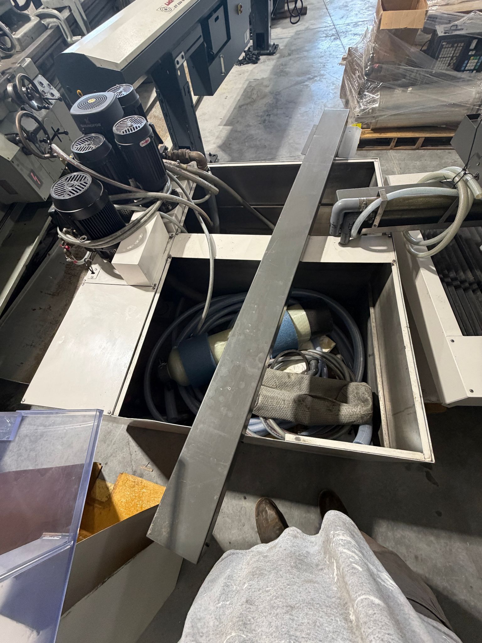 Fanuc #Robocut-Alpha-1iA, wire Electrical Discharge Machine, 2000 - Image 7