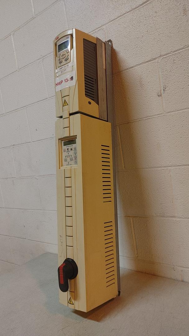 ABB #ACH550-VCR-012A-4, 7.5 hp adjustable frequency drive ( - Image 2
