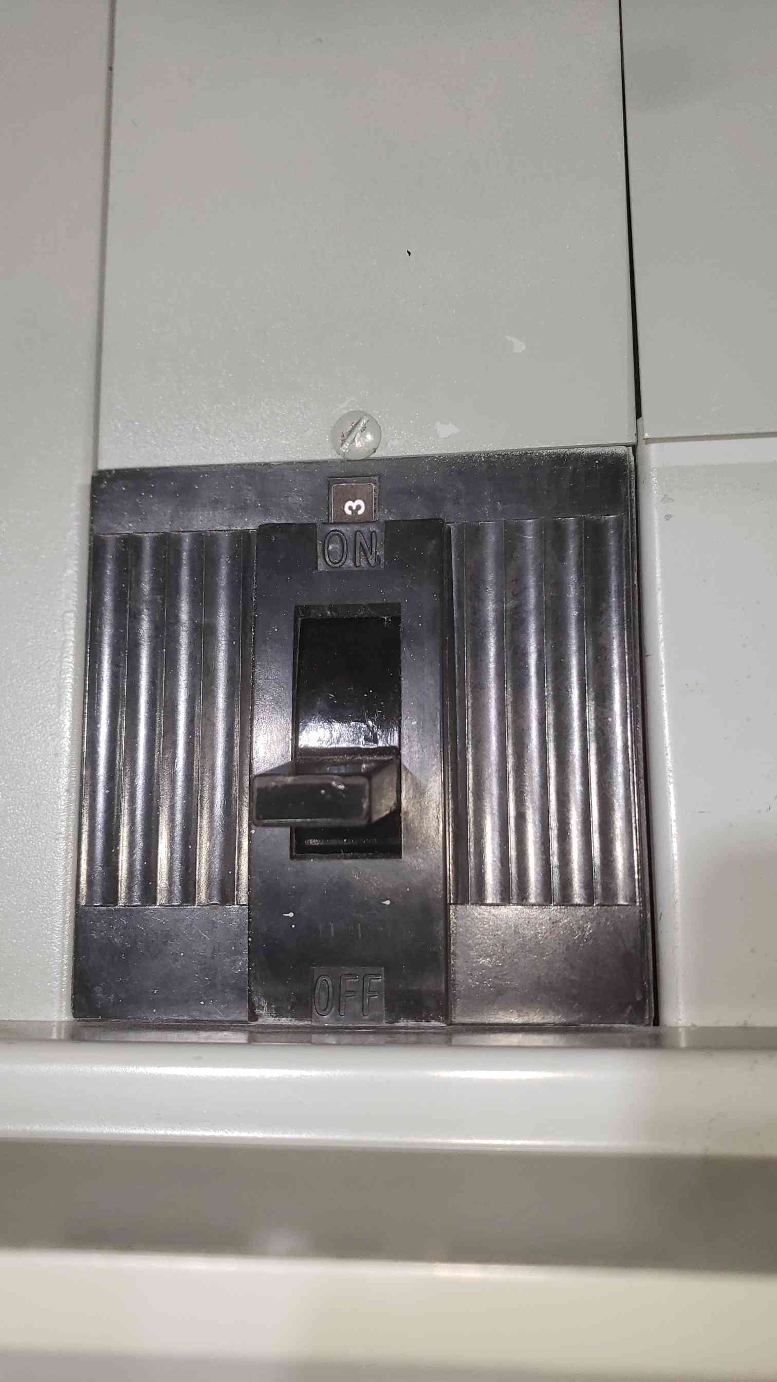 800 Amp. General Electric Panelboard, 277/480V, 3PH, 4W - Image 4