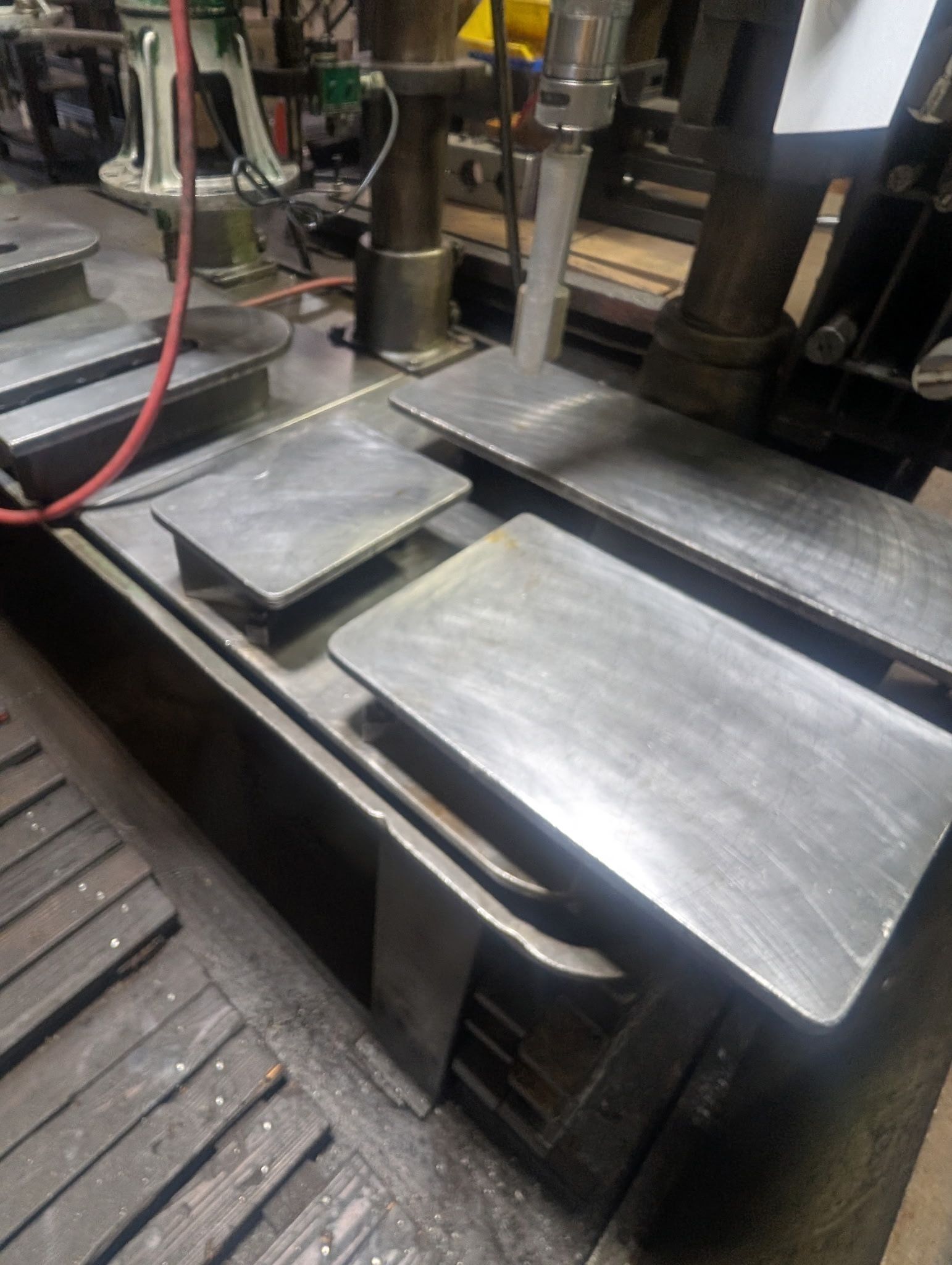 20" Powermatic #1200, Single-Spindle Drill Press, 1 HP, 2000 RPM, (2) Commander multi-drill tapper heads - Image 10