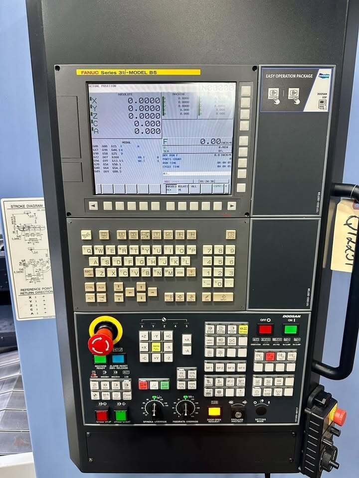 Daewoo Doosan #DNM-350/5AX, 5-Axis CNC Vertical Machining Center, 23.6" X, 25.8" Y, 19.7" Z, 13.8" table - Image 3