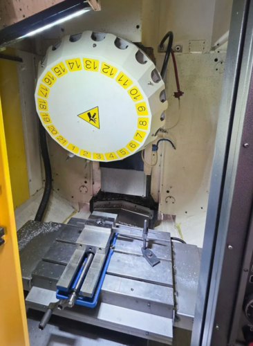 Fanuc #Robodrill-D21MIB5, CNC Drilling & Tapping Center, 19.68" X, 15.74" Y, 15.74" Z, 20,000 RPM, BT-30 - Image 4