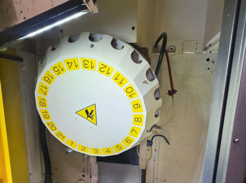Fanuc #Robodrill-D21MIB5, CNC Drilling & Tapping Center, 19.68" X, 15.74" Y, 15.74" Z, 20,000 RPM, BT-30 - Image 5