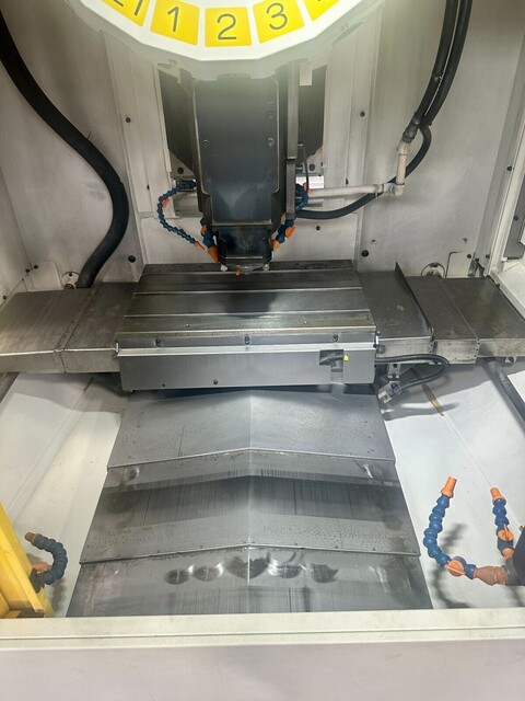 Fanuc #Robodrill-Alpha-D21MIB5-ADV, CNC Vertical Machining Center, 19.7" X, 15.7" Y, 15.7" Z, 24,000 RPM, 21 - Image 4