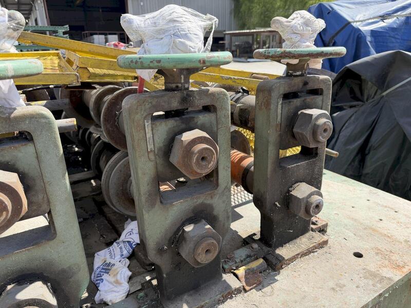 24 Stand, ASC #Mas-Former, Rollformer, 3.5" arbor diameter, 63" roll diameter, 14" horizontal centers - Image 2