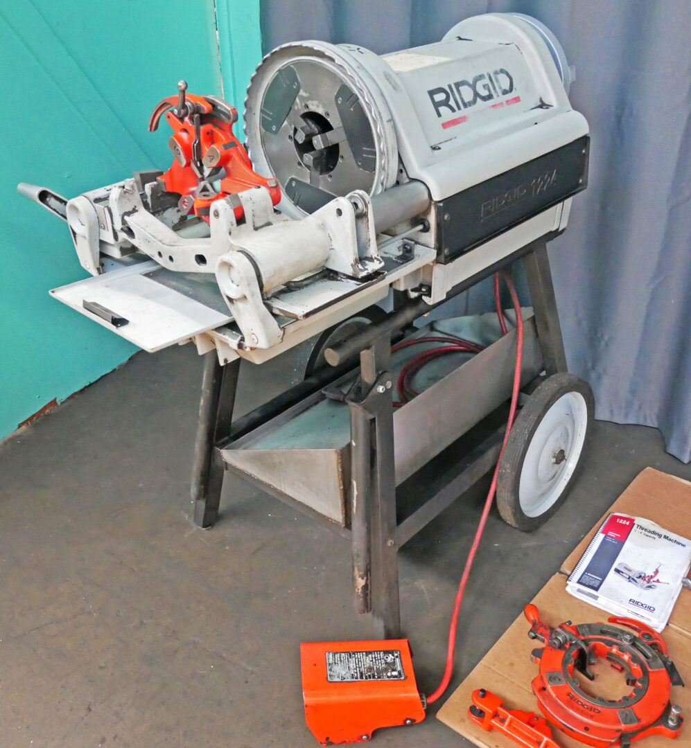 1/4" -6" Ridgid #1224, Pipe Threader, 1.5 HP, die heads - Image 3