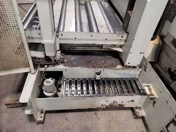 26" x 41" Kasto #HBA-A6X10, fully automatic horizontal band saw, 369" x 2.5" x .006" blade, 2000 - Image 8