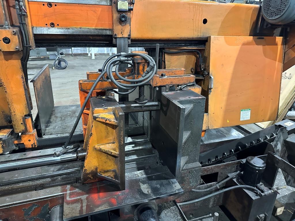 22" x 30" Cosen #C-7656NC, twin post fully automatic horizontal band saw, 262" x 2.1" x .06" blade, 2011 - Image 3