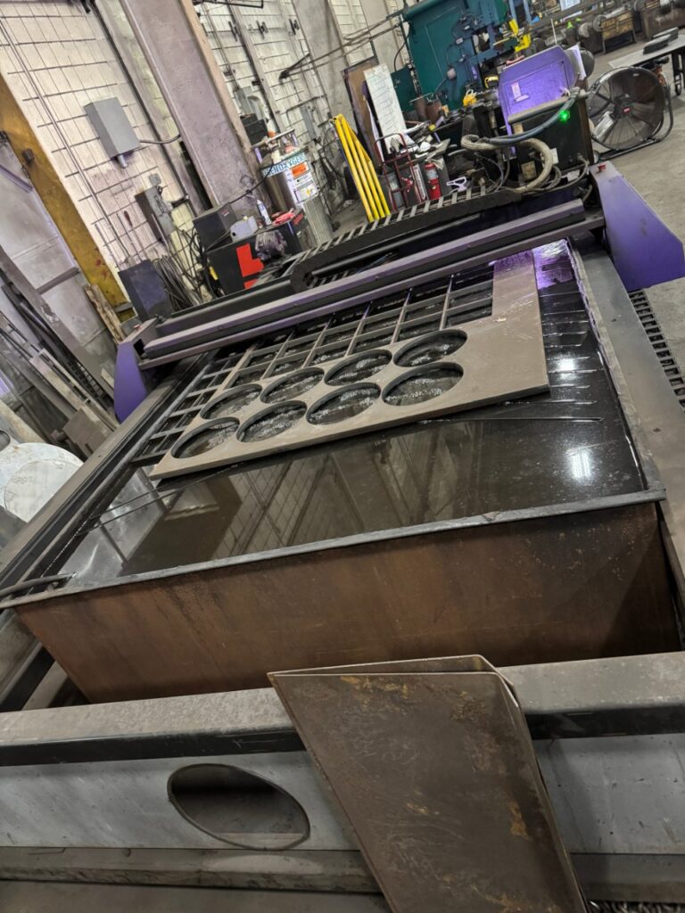 Retro Systems #HHD78ETR150, 6' x 12' plasma table with Hypertherm HPR130XD, water table, 2011 - Image 6