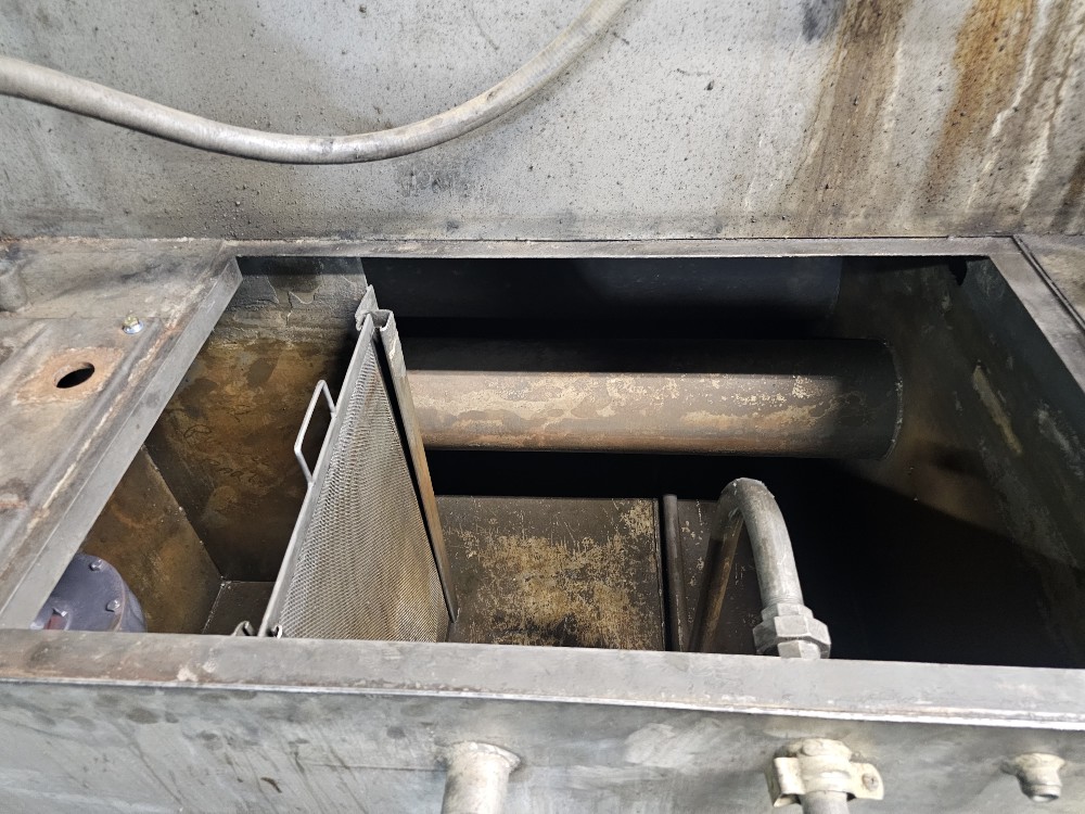 Bintzler Conveyor Belt Washer - Image 6