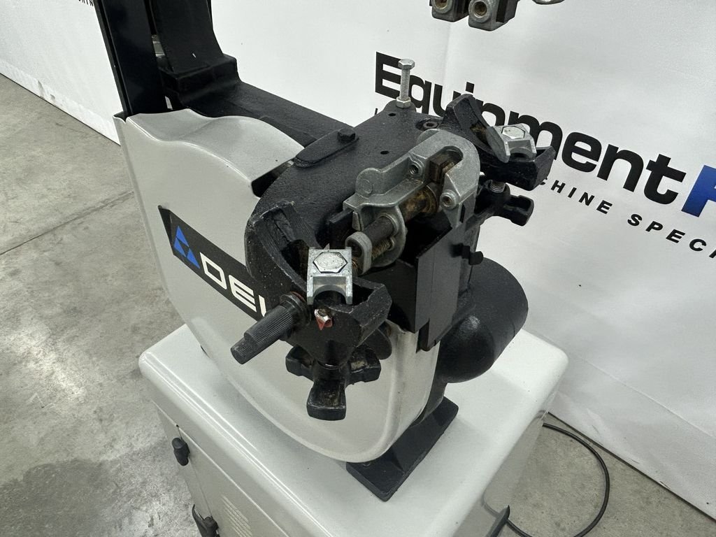 14" Delta #28-206, vertical band saw, 1 HP, 1/8" to 3/4" blade width, 115 V. - Image 5