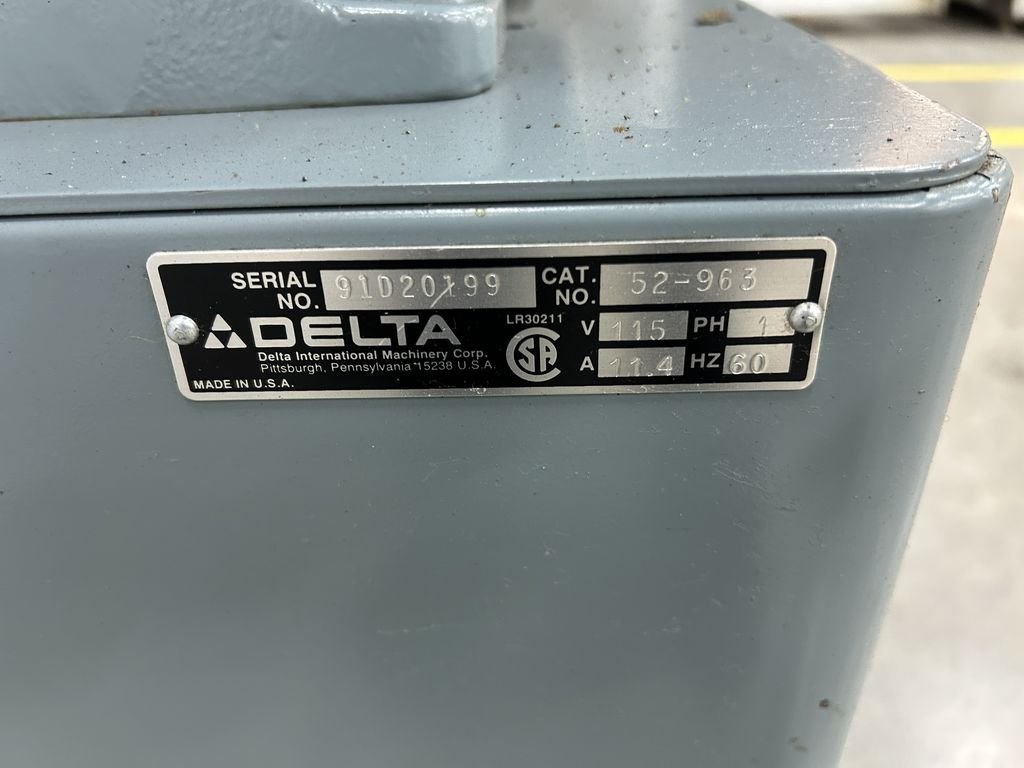 14" Delta #28-203, vertical band saw, 14" x 14" table, 3/4 HP, 1/8" to 3/4" blafde width, 115 V. - Image 9