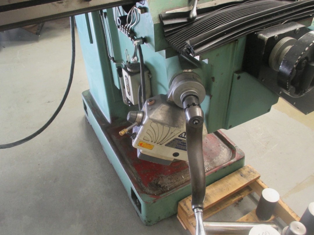 ProtoTrak Southwestern Industries #K4 CNC Vertical Knee-Type Milling Machine, 50" x 10" table, 5 HP, 3950 - Image 3