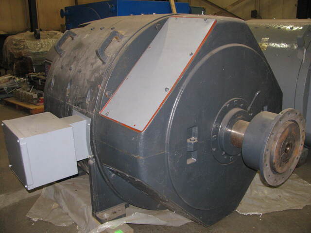 1,000 HP 900 RPM General Electric, Frame CD8662, DP, shunt, 630 VA - Image 3