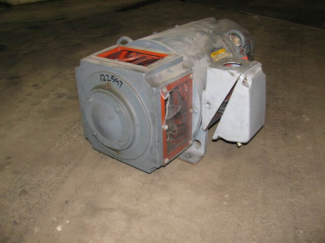 100 HP 1750/2000 RPM Baldor, Frame 368AT, DPDV, stab shunt, 500 VA, 150/300 VF (2 available) - Image 1