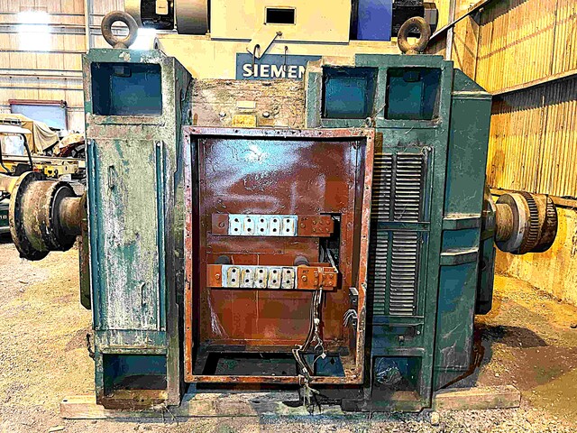 2200 HP 650/1090 RPM Reliance, Frame B1602ATZ, DPGASV, compensated, 700 VA, 300 VF (3 available) - Image 2
