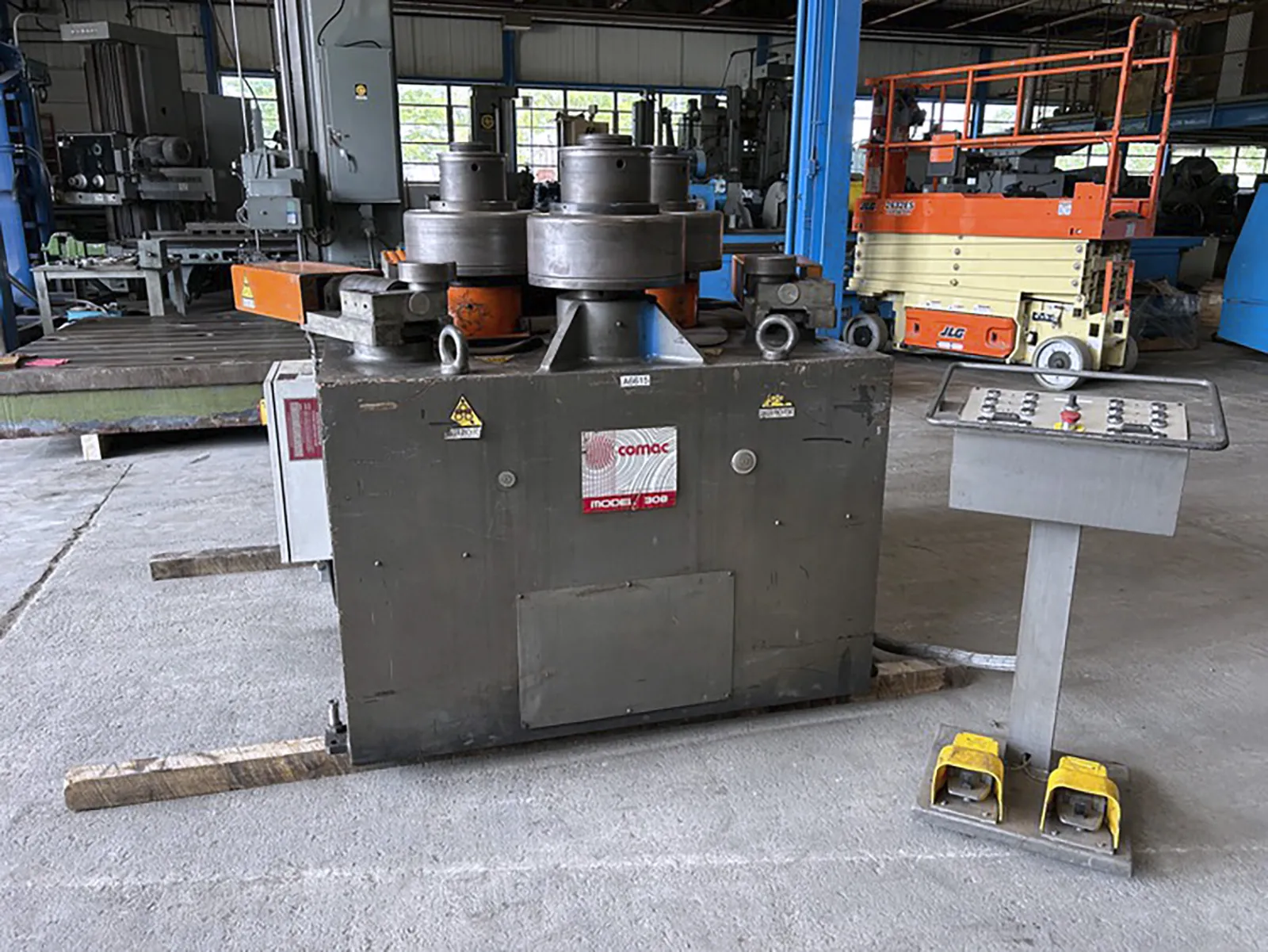 4" x 1/2" Comac #308HV4, Angle Bending Roll, 15.4" diameter roll, 4.75" diameter shaft, 20 HP, 2011 - Image 1