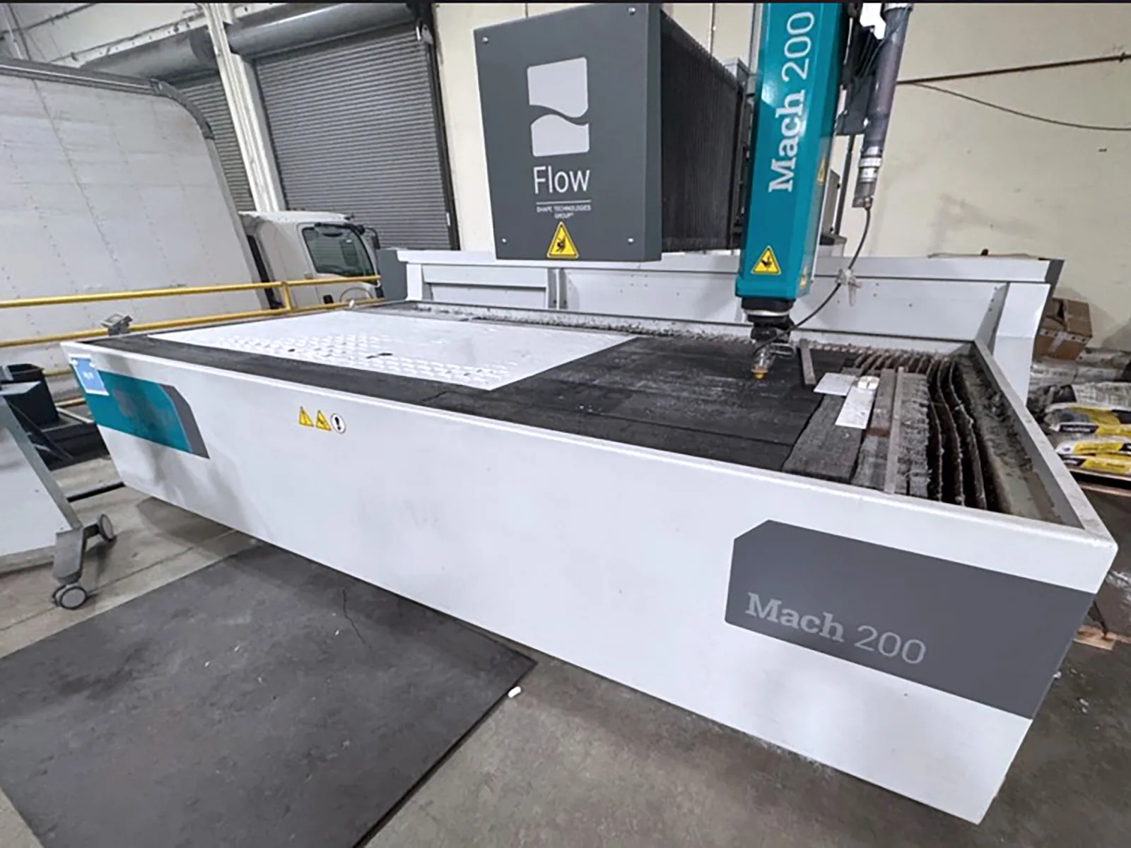 Flow #4020-Pivot+, waterjet, 6' x13' table, 5 axis cut, 60k PSI, 1732 hours, 2021 - Image 2