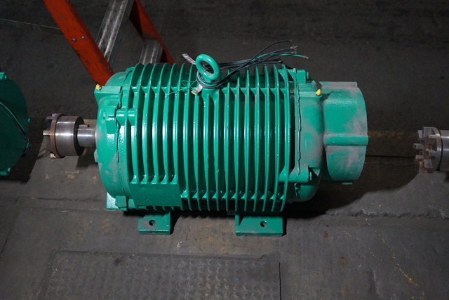 13 HP 900 RPM Siemens, Frame 200L, TENV, inverter duty, 460 Volts (174 available) - Image 1