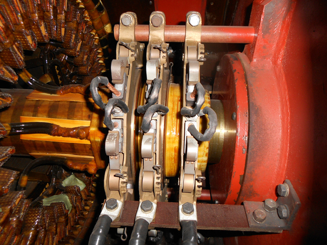200 HP 705 RPM Westinghouse, Frame AC40, TENV, 440 Volts, 1966 (2 available) - Image 1
