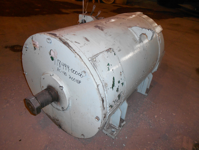200 HP 705 RPM Westinghouse, Frame AC40, TENV, 440 Volts, 1966 (2 available) - Image 2