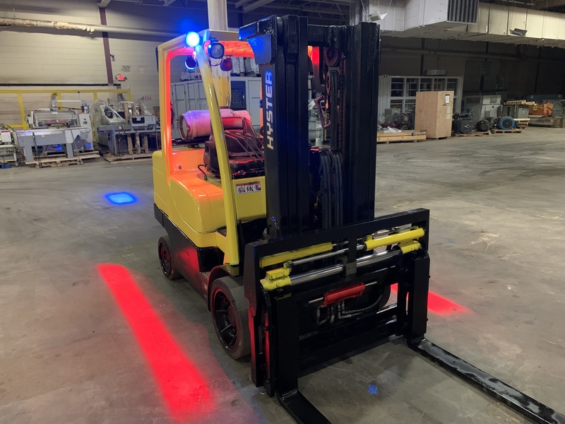 8000 lb. Hyster #S80FT, Forklift w/ Sideshift & Fork Positioning, 174" raised mast, 86" lowered, 4-way valve - Image 2