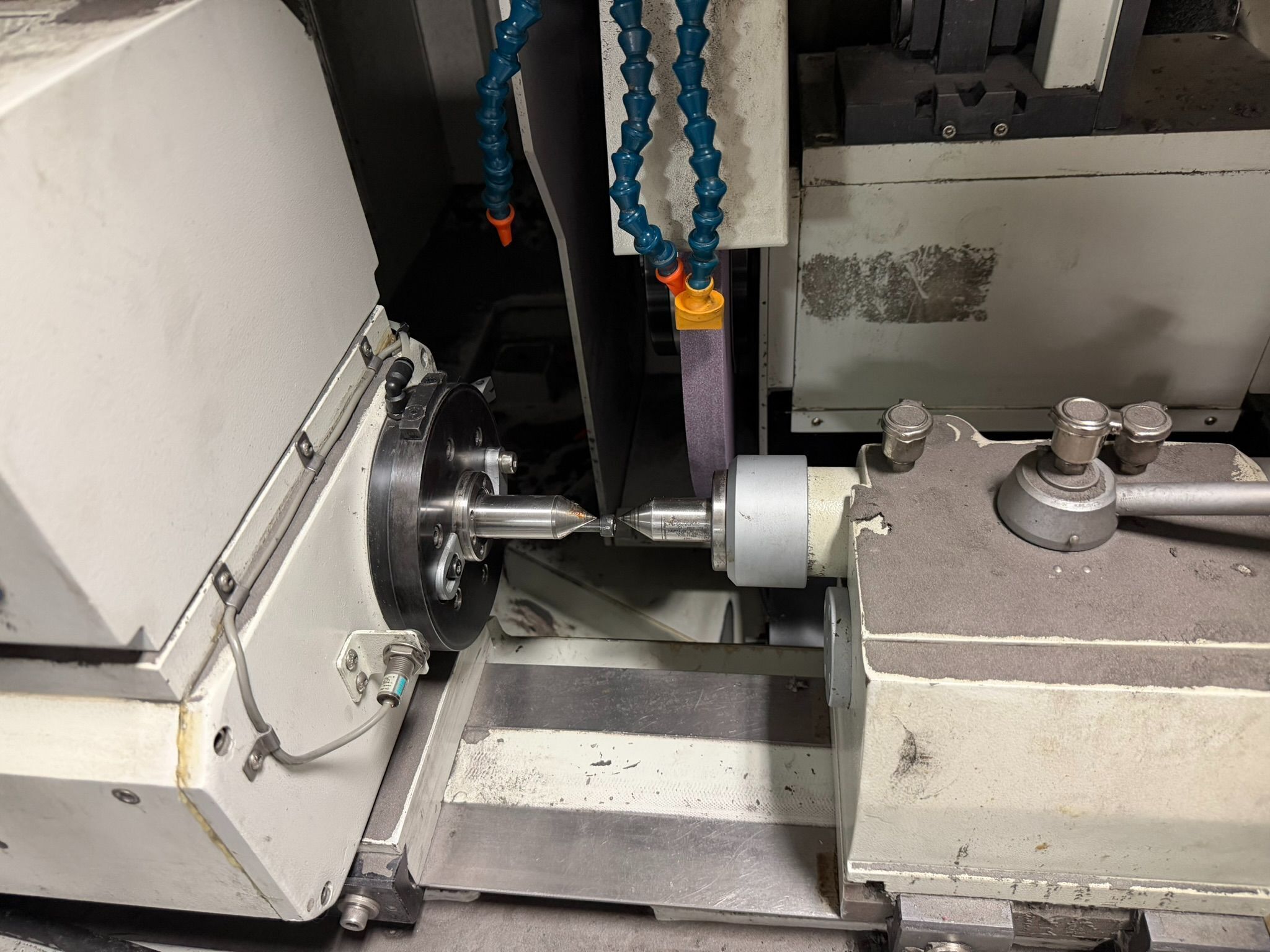 10" x 20" Supertec #G25P-50CNC, CNC Universal Cylindrical Grinder, 10" max. grinding diameter, 16" x 1.5" x - Image 4