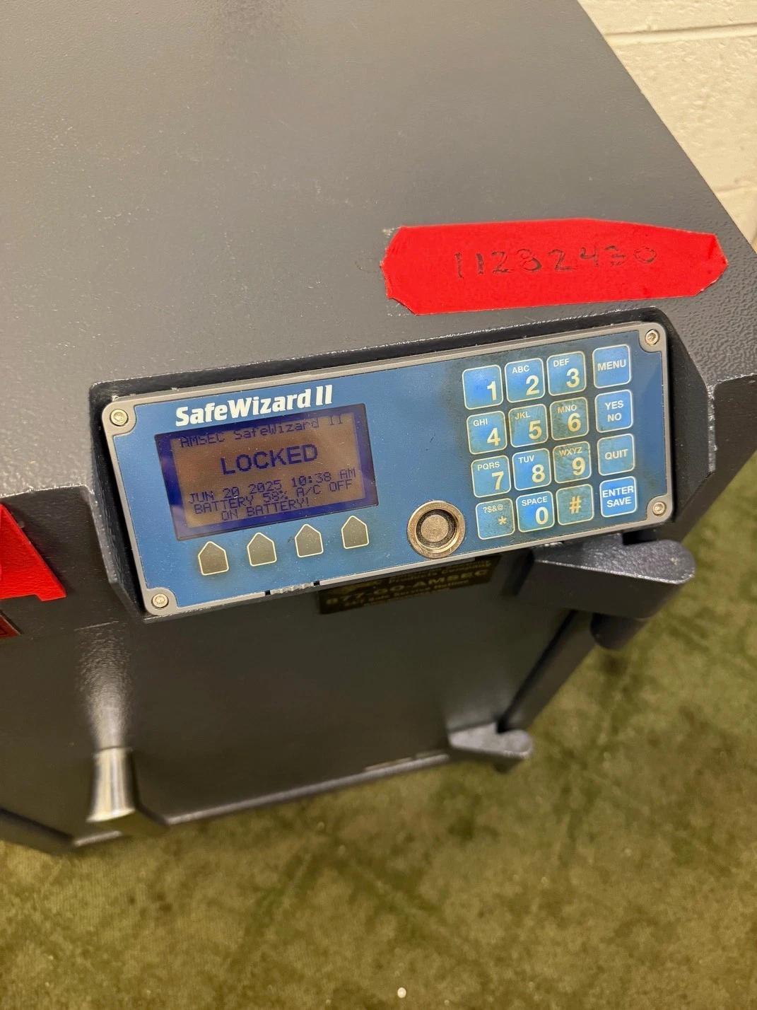 AMSEC #RMM2620SW-R, Cash Management Safe, right swing, Safe Wizard II - Image 3