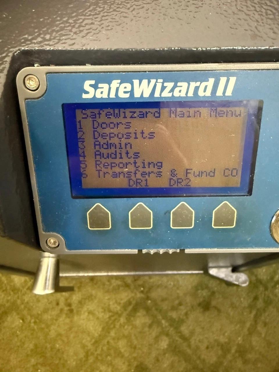 AMSEC #RMM2620SW-R, Cash Management Safe, right swing, Safe Wizard II - Image 10