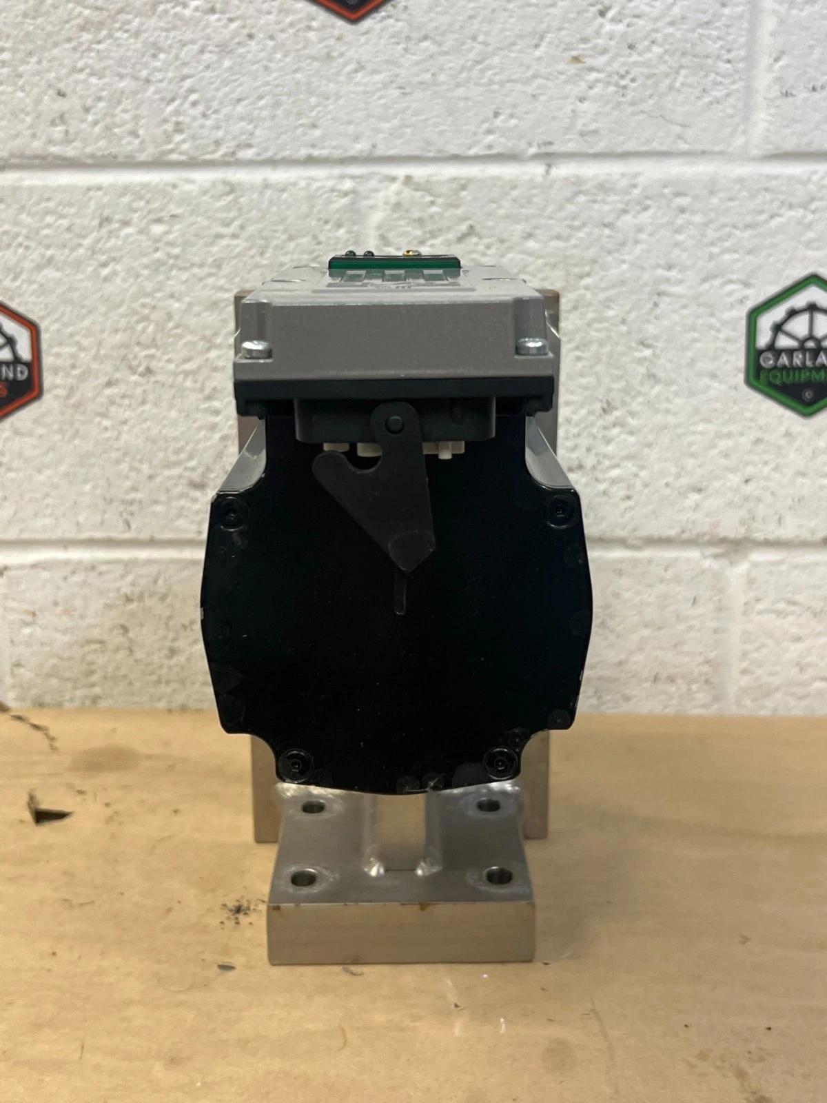 Schneider Electric #iSH100/30025, AC Servo Motor, Wittenstein LPB120 gearbox, 10:1 ratio - Image 4