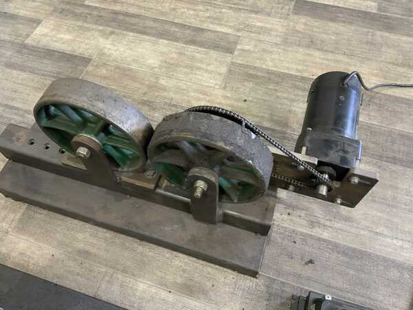 Home Made 400 lb. tank turning rolls, 8" wheel diameter, 2" wheel width, forward/reverse, 1/4 HP - Image 4
