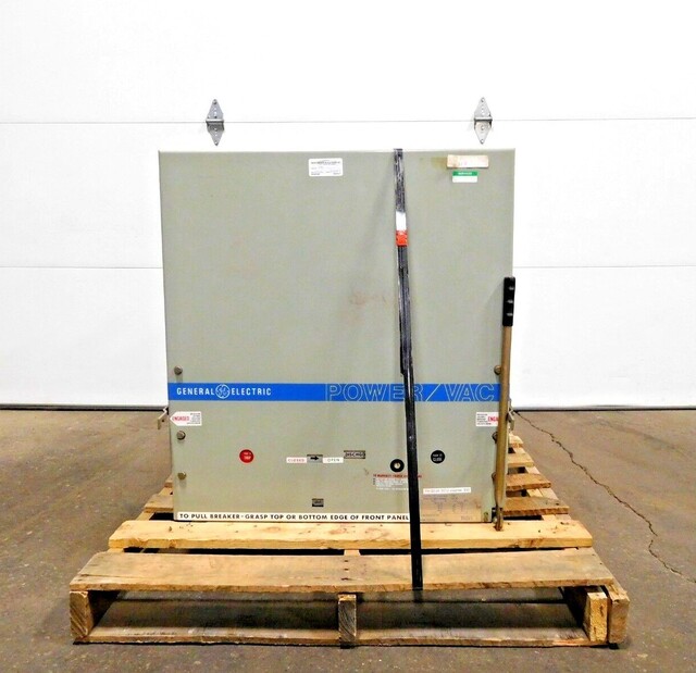 1200 Amps, General Electric #VB-7.2-500-3, power vac vacuum circuit break, 8.25 KV, 33 KA, 95 KV BIL, 125 - Image 1