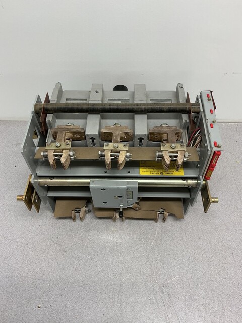 800 Amps, General Electric #TP88SSZ, Power Break Circuit Breaker, 3 Pole, 600 VAC, RMS-9 Micro Versa Trip - Image 8