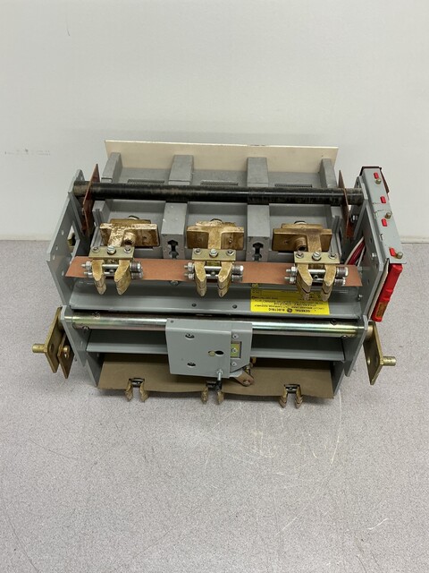 800 Amps, General Electric #TP88SSZ, Power Break Circuit Breaker, 3 Pole, 600 VAC, RMS-9 Micro Versa Trip - Image 7