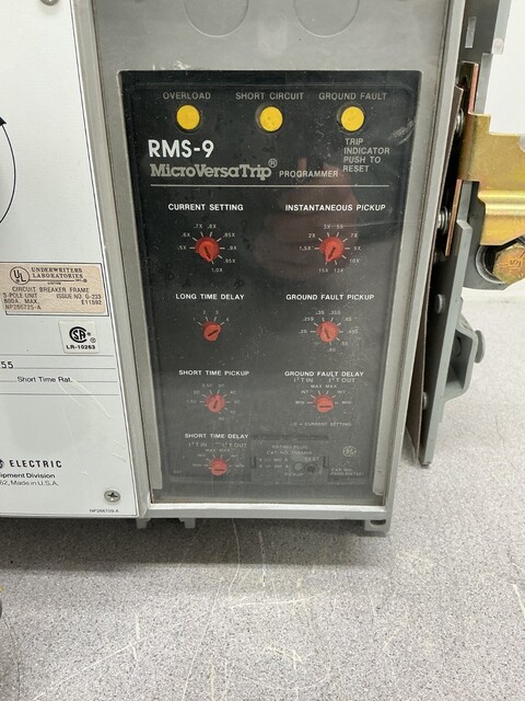 800 Amps, General Electric #TP88SZ, Power Break Circuit Breaker, 3 Pole, 600 VAC, RMS-9 Micro Versa Trip - Image 4