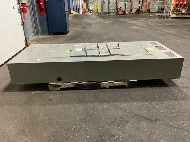 800 Amp. Square D, 44-13839-10, QMB panelboard, 480 Volts, 3 phase, 3 W., 200 Amp. main disconnect switch (2 - Image 9