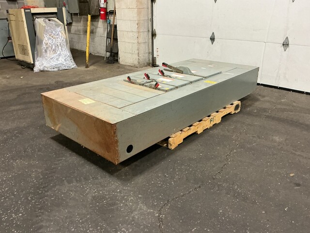 400 Amp. Square D, 44-13839-10, QMB panelboard, 208/120 Volts, 3 phase, 4 W., 400 Amp. main disconnect switch - Image 4
