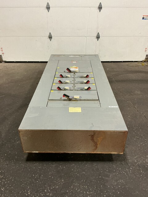 800 Amp. Square D, 44-13839-10, QMB panelboard, 480 Volts, 3 phase, 3 W., (2) 200 Amp. main disconnect - Image 2