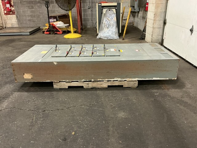 800 Amp. Square D, 44-13839-10, QMB panelboard, 480 Volts, 3 phase, 3 W., (2) 200 Amp. main disconnect - Image 5