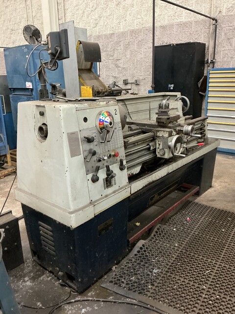 Willis #CP-1550, Microcut engine lathe, 2-1/4" hole thru spindle, inch/metric, Newall digital read out - Image 2