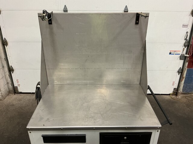 31" x 49" Stainless Steel top work bench / cabinet, 40" tall, (4) 19" x 15" x 5" drawers - Image 8