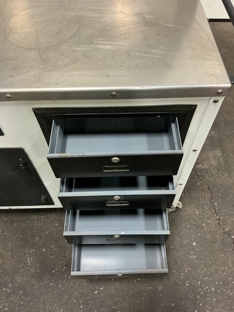 31" x 49" Stainless Steel top work bench / cabinet, 40" tall, (4) 19" x 15" x 5" drawers - Image 10