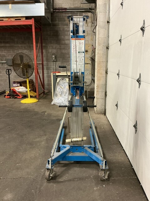 Genie #SL-15, Superlift material lift, 15' max. lift height - Image 4